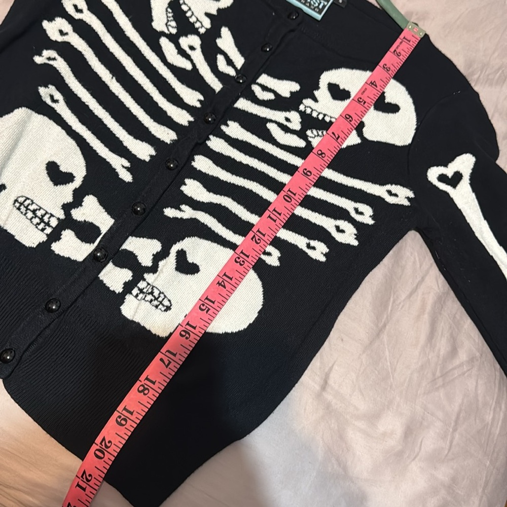 Black Cardigan with Unique Design - Picture 11 of 12